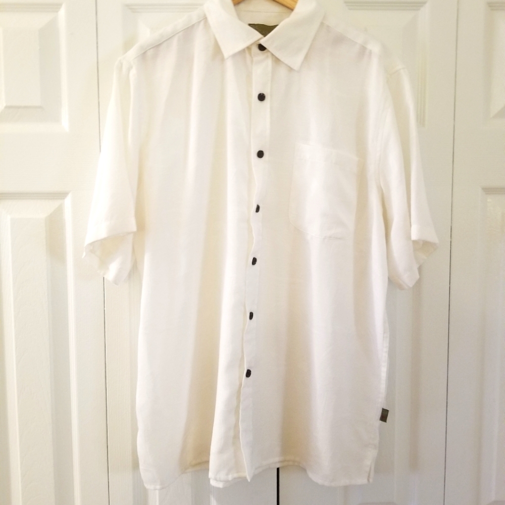 Cabana Men Short Sleeve  Button-up Men White Shirt Size Large